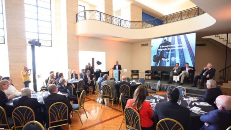 Empresários e parlamentares defendem reformas para destravar o empreendedorismo no país