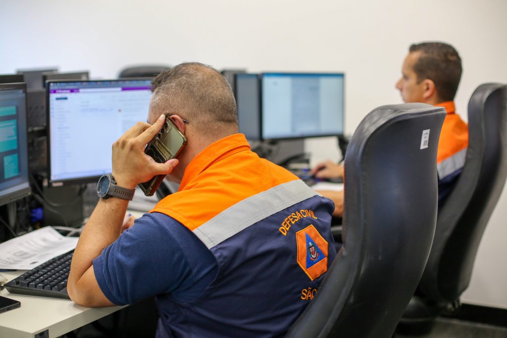 defesa Defesa Civil envia alerta aos celulares sobre chegada do ciclone extratropical no estado