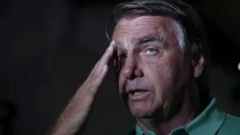 Possível transferência de Bolsonaro para a Papudinha gera debate sobre condições de custódia