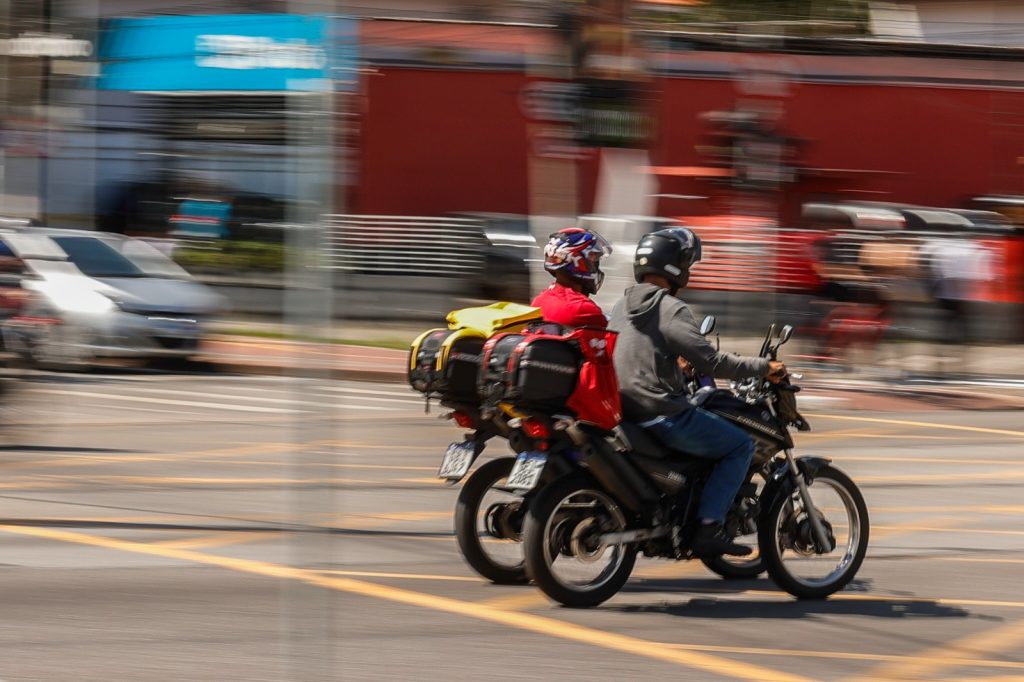 moto-boy Projeto de lei do Governo de SP propõe isentar IPVA de mais de 50% da frota de motos do estado