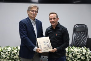 oreste-e-leo-300x200 Vai Vendo Brasil Portal de Notícias