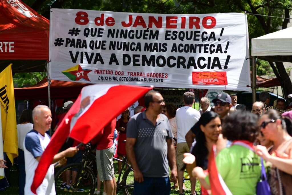 Luloptismo-08-01-1024x683 Luloptismo tenta emplacar 08/01 como “Dia do golpe” - que não existiu