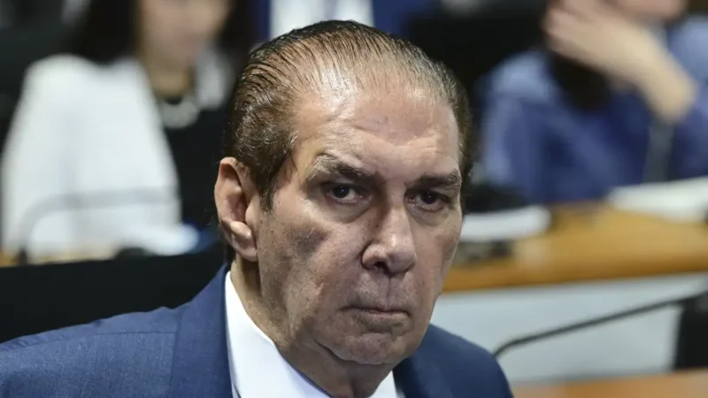 Senador Jader Barbalho tem alta hospitalar depois de 4 dias internado