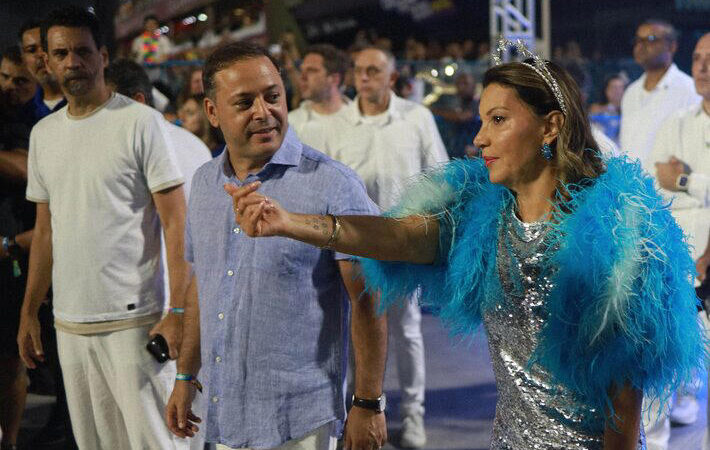 Janja desiste de desfilar para evitar perseguição política no Carnaval