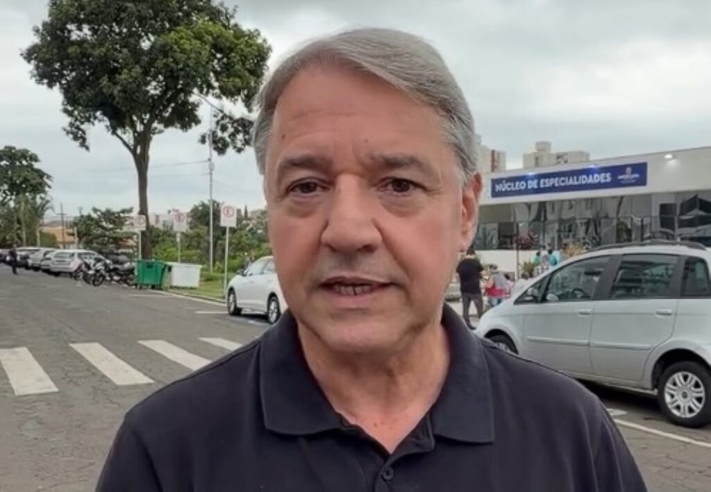 Leco-trata-1024x709 Leco Soares pede novas vagas de estacionamento no Núcleo de Especialidades