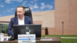 Leo-escola-300x169 Vai Vendo Brasil Portal de Notícias