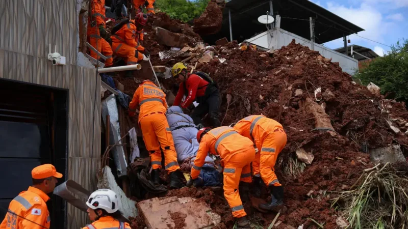 Chuvas em MG já deixaram 47 mortos e 20 desaparecidos