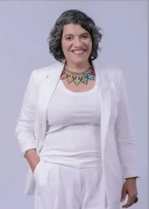 estela_bezerra-e1771092463212-214x300 Tragédia em Itumbiara: secretário mata os filhos e se suicida; menino mais novo morre dias depois