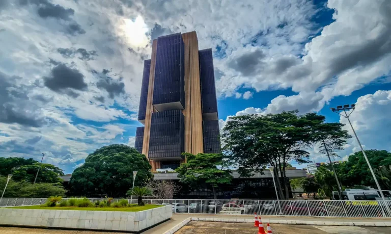 20231025_144352-768x459 Vai Vendo Brasil Portal de Notícias