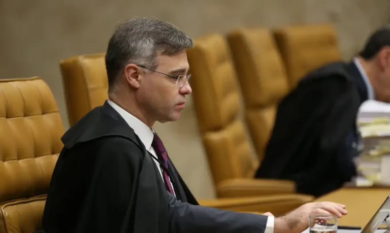 Andre-mendonca-768x459 Vai Vendo Brasil Portal de Notícias