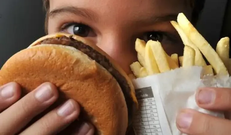 Uma em cada cinco crianças e adolescentes tem sobrepeso ou obesidade