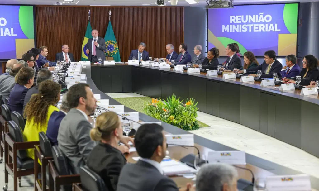Reuniao-Ministerial-1024x613 Lula se despede de ministros e confirma Alckmin como vice na chapa presidencial