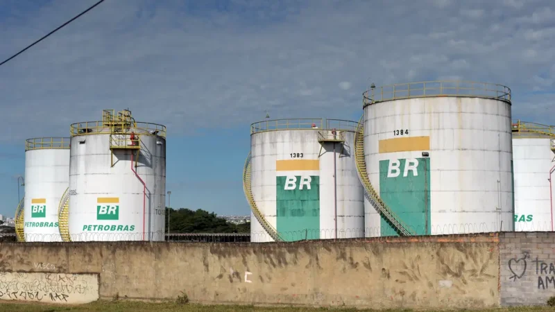 Privatização da BR prejudica consumidor em momento de crise