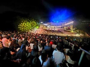 viacrucis2025-publico2-300x225 Vai Vendo Brasil Portal de Notícias