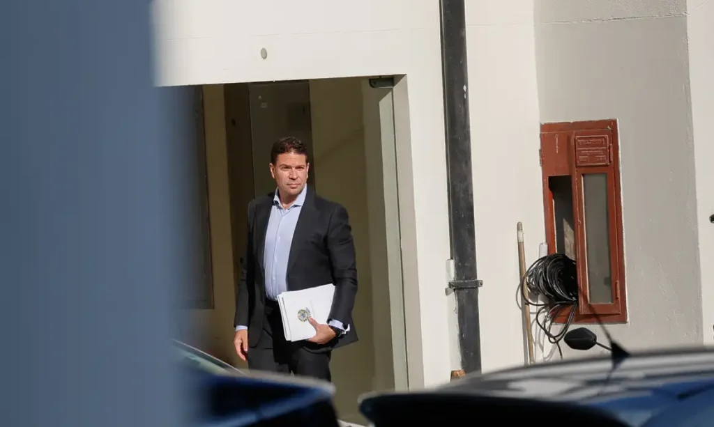 1000003841-1024x613 Vai Vendo Brasil Portal de Notícias