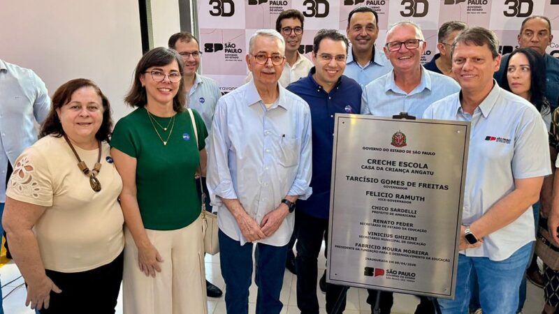 Creche do Boer é inaugurada com placa descerrada em Campinas e fita cortada via Wi-Fi