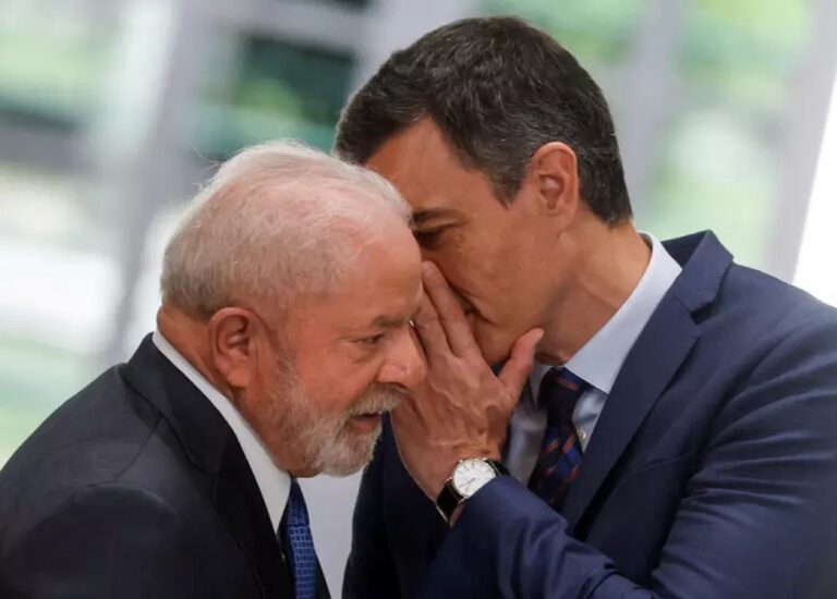 Pedro-Sanches-no-cochicho-768x550 Vai Vendo Brasil Portal de Notícias