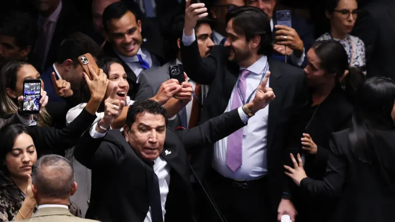 Senado rejeita indicação de Jorge Messias ao STF impondo derrota a indicação do Presidente Lula