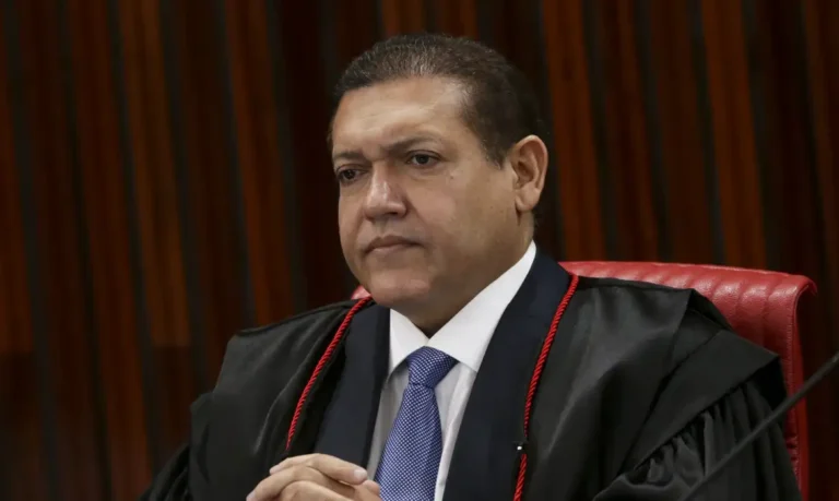 julgamento-tse-bolsonaro_mcamgo_abr_30062023-16-768x459 Vai Vendo Brasil Portal de Notícias