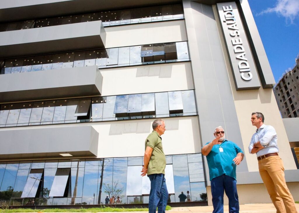 rafael-cidade-saude-23-1024x731 Prefeito Rafael Piovezan acompanha fase final das obras do Cidade Saúde em Santa Bárbara d’Oeste