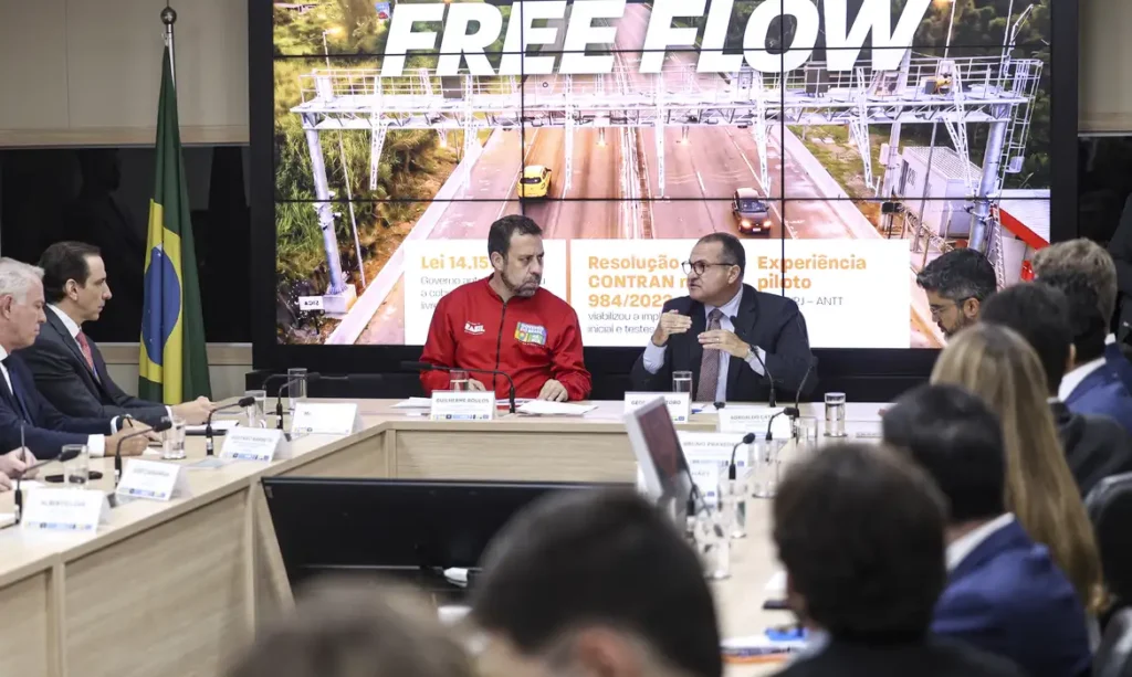 regras-pedagio-mc_abr_28042026-4-1024x613 Governo suspende 3,5 milhões de multas por não pagar pedágio