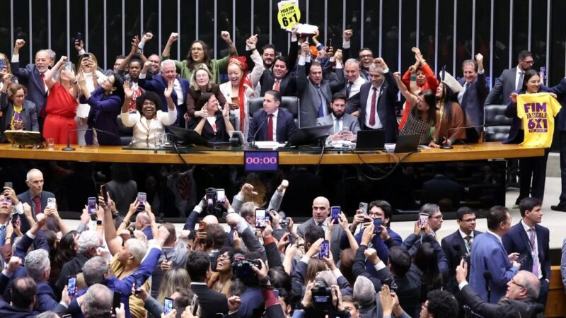 Câmara dos Deputados aprova PEC do fim do 6×1 e reduz jornada para 40 horas