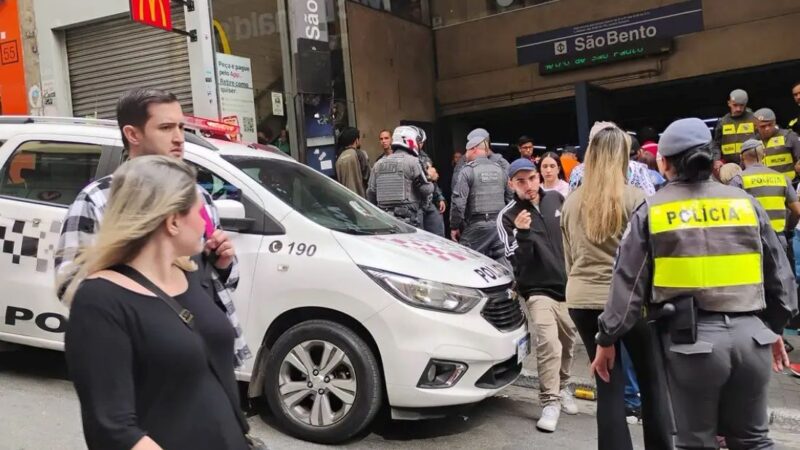 Tiroteio transforma estação São Bento e Ladeira Porto Geral em cenário de guerra