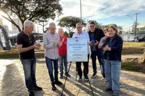 Inauguracao-praca-FAE-300x199 Vai Vendo Brasil Portal de Notícias