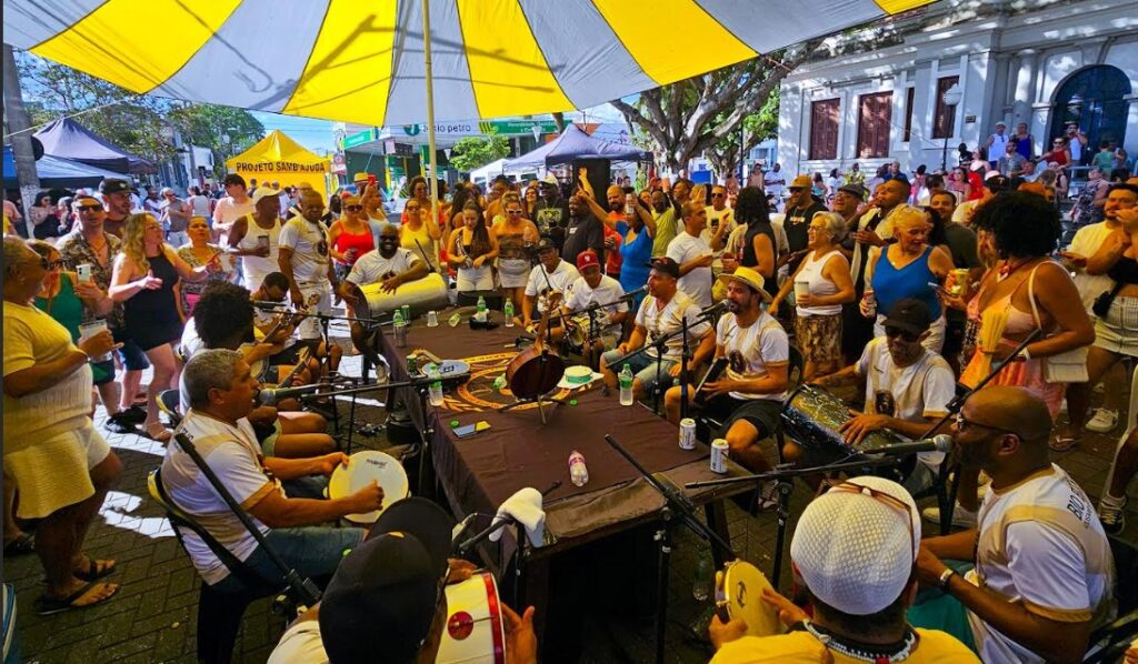 Samba-Ajuda-SBO-1024x598 Projeto Samb’Ajuda reúne samba e solidariedade em Santa Bárbara d’Oeste