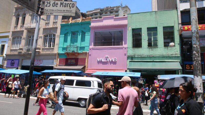 Confiança do consumidor paulistano registra queda em maio