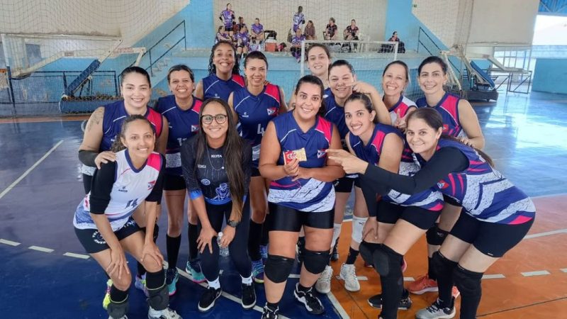 Torneio de Inverno do Vôlei Feminino Master movimenta Americana