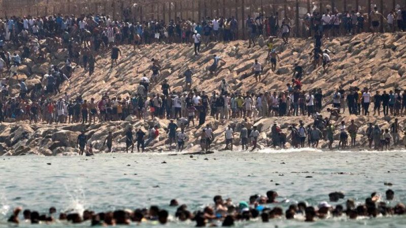 🇪🇸 Crise migratória em Ceuta: Espanha mobiliza Exército após mortes