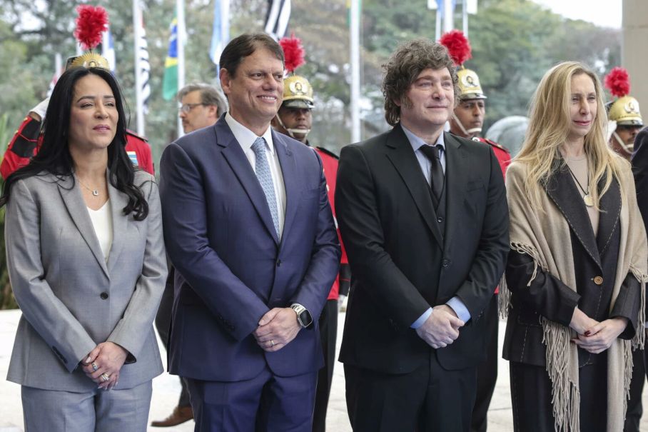 Milei-Tarcisio-Palacio-Bandeirantes-Foto-EFE-Sebastiao-Moreira Vai Vendo Brasil Portal de Notícias