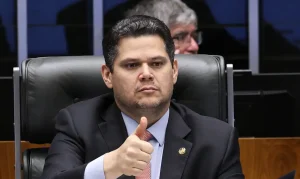 0d9a9675-300x179 Vai Vendo Brasil Portal de Notícias